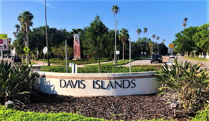 A view of Davis Islands, an island living neighborhood in Tampa, Florida