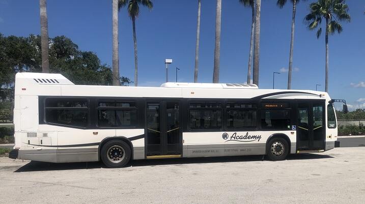 A picture of a bus traveling from Tampa to Lakeland, providing comfortable and affordable Tampa to Lakeland transportation services.