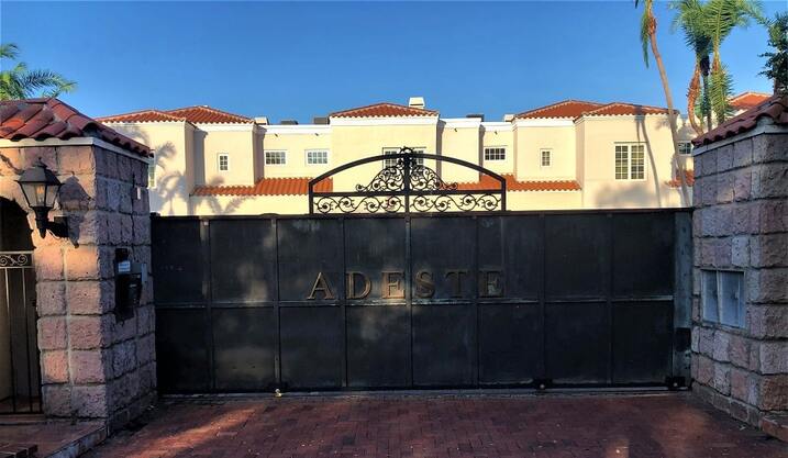 The Beautiful Gated Community Entrance on Bayshore Boulevard